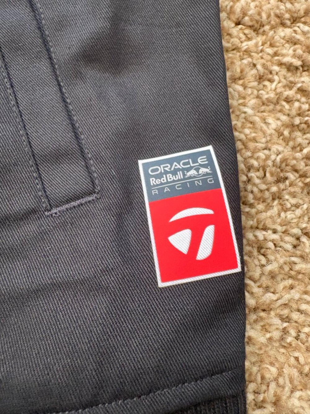 Brand New Taylor Made F1 Redbull Oracle Black Mechanic Jacket Mens Size Small - Picture 4 of 12